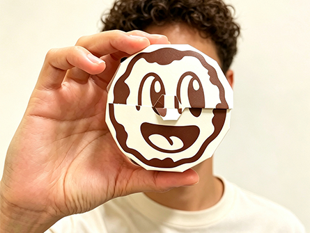 Customized Special-shaped Cute Flip-top Cookie Box