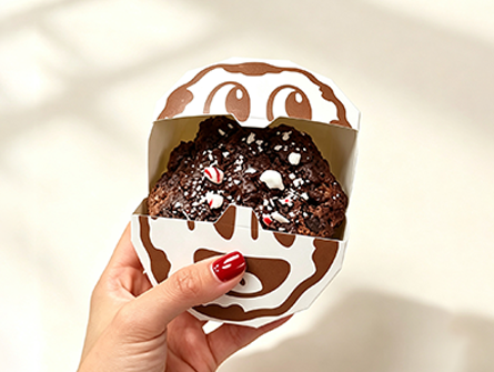 Customized Special-shaped Cute Flip-top Cookie Box