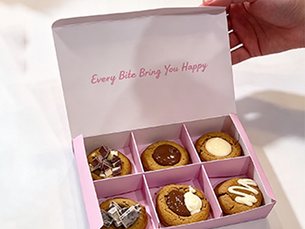 Customized Multi-size Flip-top Cookie Boxes