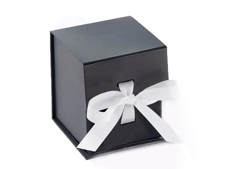 Square Black Cardboard Box With Bow Decoration For Easy Folding