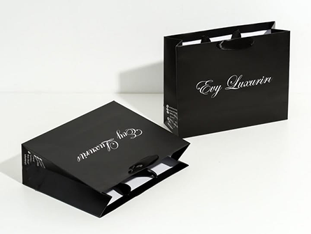 Paper Bags With White Logo For Clothes