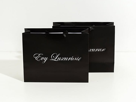 Paper Bags With White Logo For Clothes